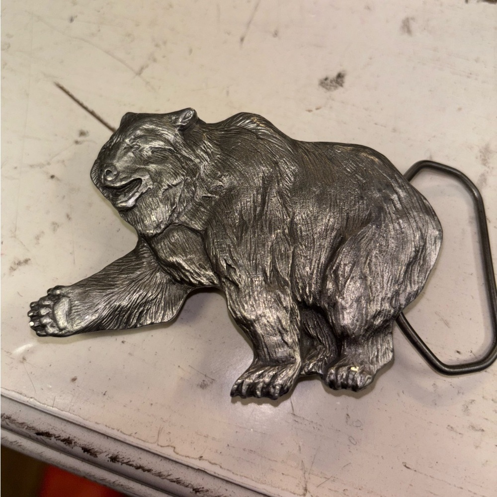Vintage Bear Attack 1988 Great American Belt Buckle​​ - Picture 3 of 4